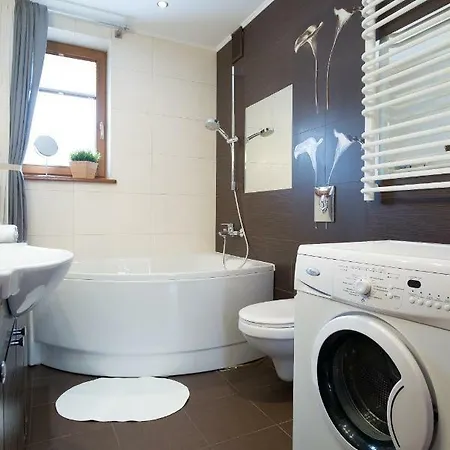 Family Apartment *